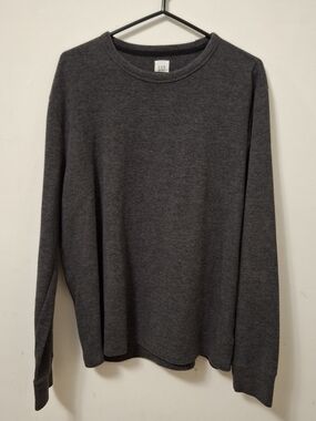 GAP Men's Long Sleeve Waffle Knit Thermal Crewneck Shirt Charcoal Gray